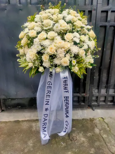 Krans Bunga Duka Cita  di Asahan